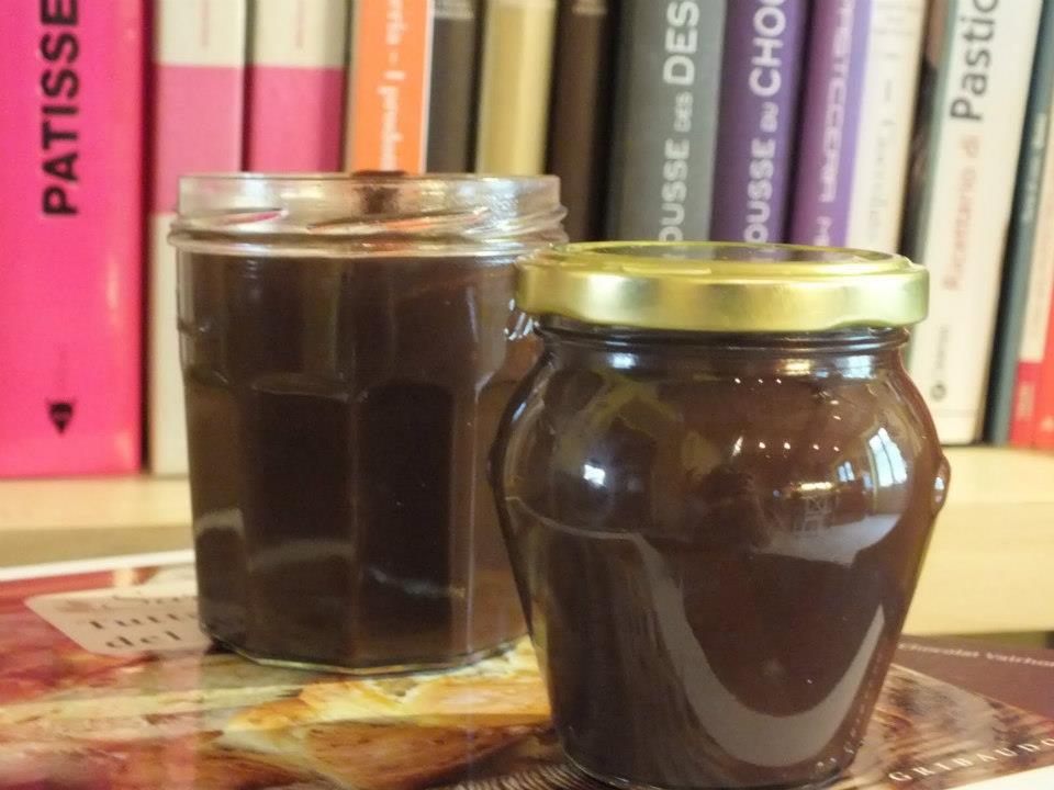 anteprima CREMA SPALMABILE ALLA NOCCIOLA